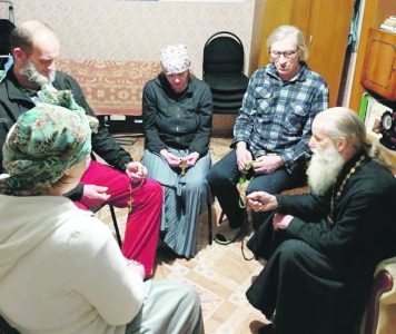 Сестра Елена и четверо её братьев